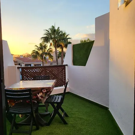 Atico Albatros Park Piscina Climatizada Tenerife 아파트 *