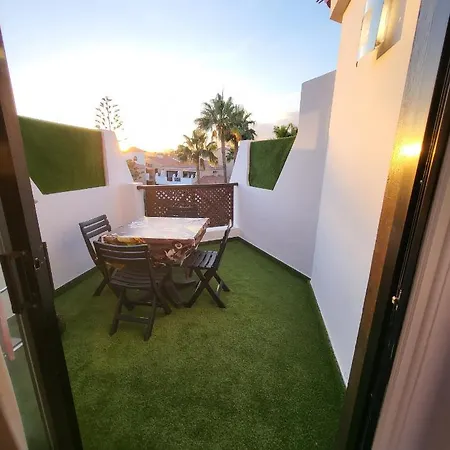 아파트 Atico Albatros Park Piscina Climatizada Tenerife *